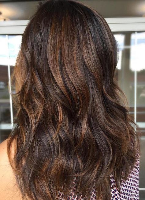 Long Layered Hair with Light Brown Highlights Layered Dyed Hair, Dyed Hair Brown, Layers Long Hair, 2017 Hairstyles, Trendy Layered Hairstyles, Trendy We Fryzurach, Gf Food, Highlighted Hair, Nice Hair