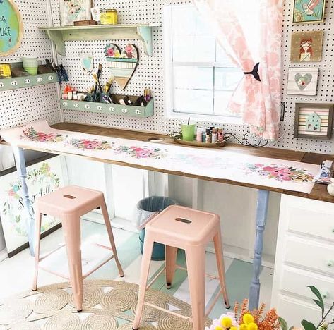 Shed Craft Room Ideas, Crafting She Shed, Small She Shed Ideas, Shed Craft Room, She Shed Workshop, She Shed Craft Room Ideas, Craft She Shed, She Shed Interior Ideas, She Shed Craft Room