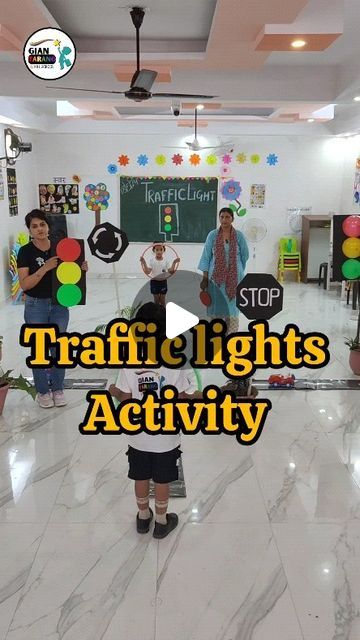 Traffic For Kids Activities, Traffic Light Song Preschool, Road Safety Kindergarten, Safety Lesson Plans For Preschoolers, Road Safety Activities Preschool Crafts, Orientation Week Activities, Traffic Light Activities Preschool, Traffic Light Preschool, Traffic Rules Activity For Kids