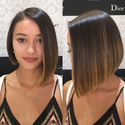 Aline Bob 2023, Asymmetrical Angled Bob, Straight Short Bob Hairstyles, Brunette Asymmetrical Bob, Bob Haircut Asymmetrical, Asimetric Bob Haircut, Asymmetrical Bob Medium, Mix Hairstyles, Chic Bob Haircut