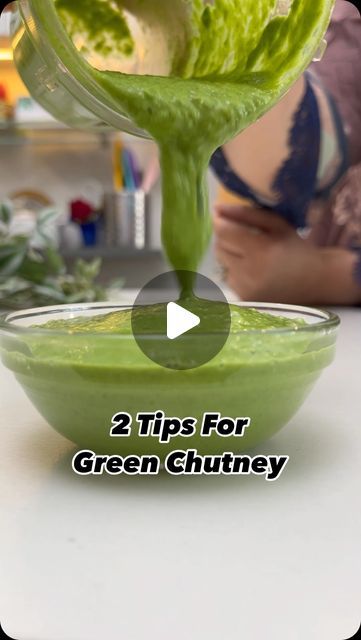 Benazeer Dhorajiwala on Instagram: "The best 2 Tips for making your green chutney look light green and extra delicious! Detailed recipe in comments. ✨☀️

#cooking #greenchutney #dips #starters #instagood #instagram #cookingreels #recipe #recipevideos #tipsandtricks #cookingwithbenazir" Green Chili Chutney, Green Chatni, Green Chutney Recipe, Pakistan Food, Green Chutney, Chutney Recipes, Chutney, Food Videos, Light Green