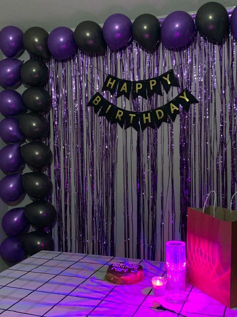 Purple And Black Birthday Decorations, Dark Purple Birthday, Black And Purple Birthday Decor, Black And Purple Birthday, Purple Party Decorations, Black Party Decorations, Purple Birthday Party, Birthday Room Decorations, Purple Birthday