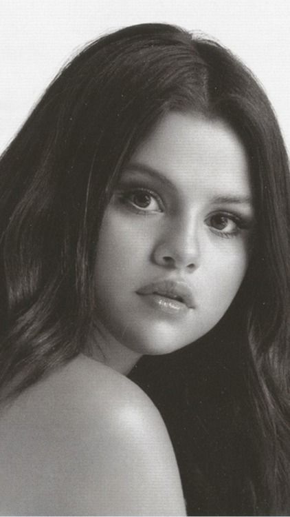 Selena Gomez Revival Era, Selena Gomez Photoshooting, Selena Gomez Black And White, Selena Gomez Revival, Selena Gomez, Black And White, Hair, White, Black