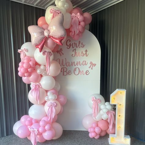 ✨ Girls just wanna have fun and be one! ✨ Thrilled to celebrate this special first birthday with an adorable setup featuring all these charming handmade bows! 🎀 Big shoutout to @amillz_18 for letting us be part of this beautiful celebration for your little princess! 💕✨ #firstbirthday #birthdayparty #girlsjustwannabeone🎀 #babygirl #birthdaygirl #buffalo #buffalony #wnyballoons #716balloons #balloonsofbuffalo #buffaloballoons #buffalobirthdayparty #firstbirthdayparty Baby Girl Theme Birthday Party, Girls Just Want To Be One Birthday Theme, Girl 1st Birthday Party Themes, Birthday Ideas For Baby Girl 1st, Girls Just Wanna Turn One Birthday, Girls One Year Birthday Party Theme, May 1st Birthday Ideas Girl, Girls Just Wanna Be One Birthday Theme, First Birthday Girl Bow Theme