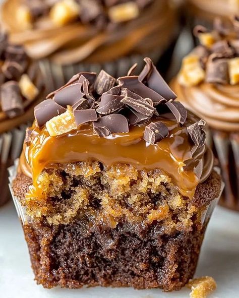 Luxurious Caramel Chocolate Cupcakes: Experience the ultimate treat with these rich, moist cupcakes topped with gooey caramel sauce and chocolate shavings. Perfect for any occasion, these cupcakes are sure to impress. Save this recipe and enjoy baking! Homemade Cupcake Recipes, Turtle Cupcakes, Patriotic Cake, Caramel Delights, Boxed Cake, Caramel Chocolate, Chocolate Cake Mixes, Chocolate Buttercream, Chocolate Caramels