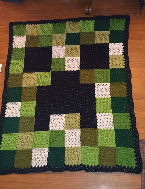 Minecraft Granny Square Blanket, Minecraft Afghan Crochet Pattern, Minecraft Blanket, Minecraft Crochet, Minecraft Pattern, Crochet Sloth, Pixel Crochet, Yarn Inspiration, Crochet Blanket Afghan