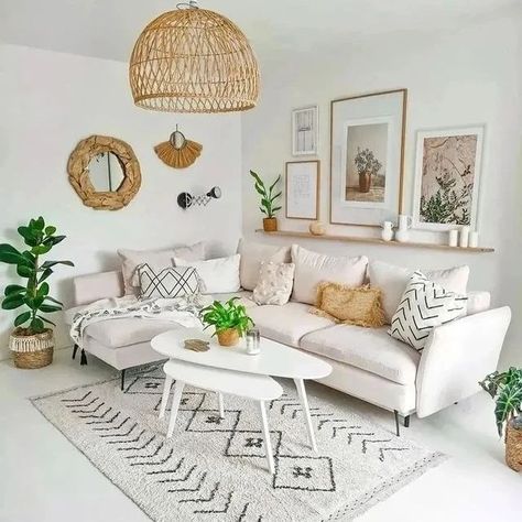 "Modern Interior Decor Trends for a Trendy Space" Wallpaper Living Room Accent Wall, Interior Design Per La Casa, Modern Interior Decor, Wallpaper Accent Wall, Design Del Prodotto, Minimalist Living, Minimalist Living Room, A Living Room, Living Room Inspiration