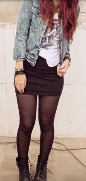 Look Rock Chic, Indie Outfits Grunge, Edgy Hipster, Combat Boot Outfit, Elite Models, Punk Chic, Fest Outfits, Rock Outfit, Trendy Skirts