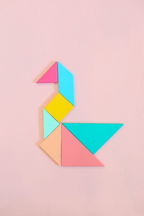 How to Make Tangrams and tangram shapes for kids Tangram Shapes, Boggle Game, Tangram Patterns, Tangram Puzzles, Magic Squares, Games Diy, Games Kids, Diy Bebe, Shapes For Kids