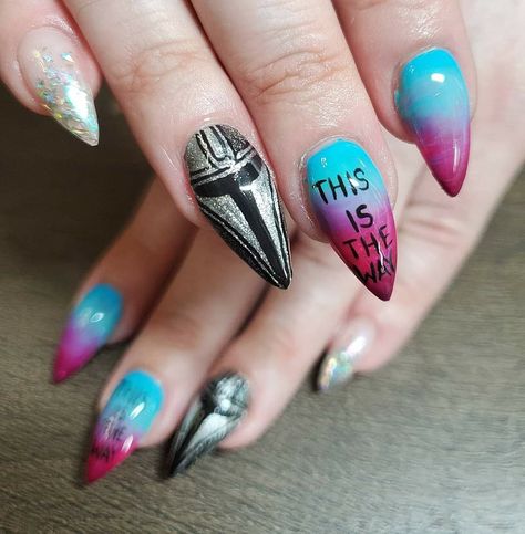 Mandalorian Nail Designs, Mandalorian Nail Art, Nerdy Nail Art, Mandalorian Nails, Nerdy Nails, Star Wars Nails, Classy Nail Art Ideas, Pretty Fingers, Fingernail Art