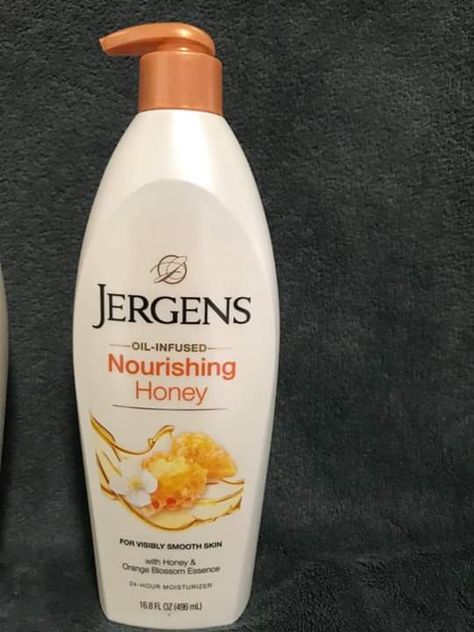 Jergens Nourishing honey: Jergens nourishing honey disponible pour un teint marron caramel unifi? et tr?s ?clatant.… #kebetu #dakar #senegal Teint Caramel, Dakar Senegal, African Dresses For Women, Photo Profil, Smooth Skin, Body Works, Dish Soap Bottle, Body Lotion, Cleaning Supplies