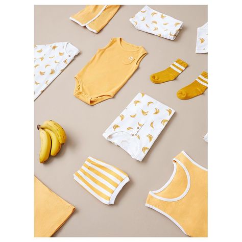 Flat Lay Photography Fashion, Kids Clothing Brands, Beauty Products Photography, Flat Lay Photography, Clothing Photography, Zara Kids, Photo Retouching, Kids Store, Baby Store