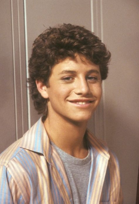 Kirk Cameron on the set of Growing Pains in 1986 1980s Tv Shows, 80’s Men, Matthew Lawrence, 90s Tv Shows, Kirk Cameron, Magazine Poster, The Artist Movie, Growing Pains, Candace Cameron