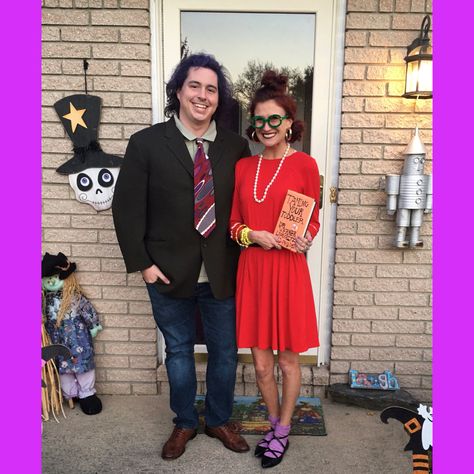 #stuanddidicostume #rugratshalloweencostume #rugrats #stuanddidipickles Rugrats Costume, Diy Halloween Costume, Halloween Crafts Decorations, Family Halloween Costumes, Family Halloween, Diy Halloween Costumes, Diy Costumes, Diy Halloween, Halloween Diy