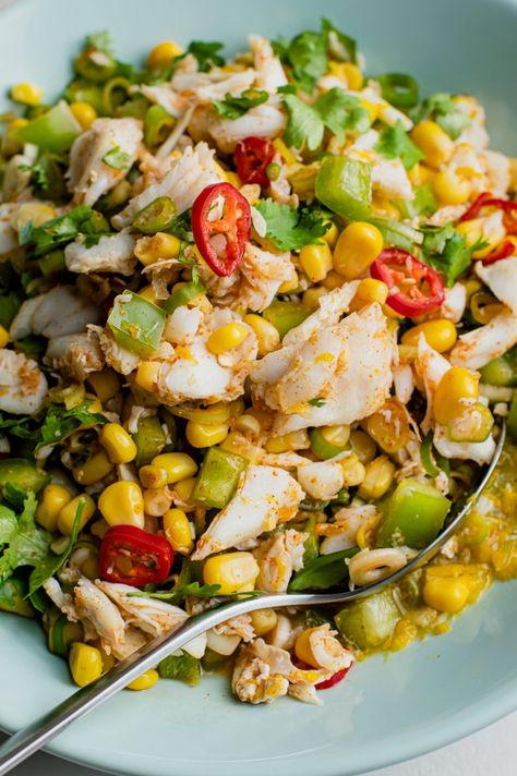 Crab Corn Salad, Crab And Corn, Quick Easy Salad, Corn Salad Recipe, Crab Salad Recipe, Lobster Salad, Corn Salad Recipes, Gluten Free Chili, Easy Salad