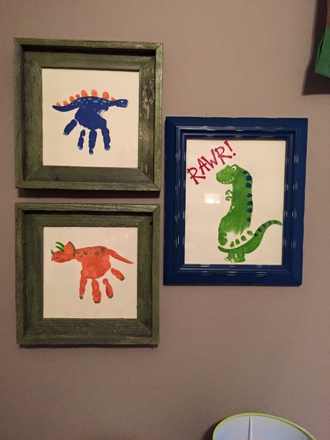 Dinosaurs made from hand and foot prints Dinosaur Room Decor, Baby Meals, Dinosaur Bedroom, Dinosaur Room, Baby Footprint, Toddler Boys Room, Dinosaur Crafts, Dinosaur Nursery, Healthy Baby