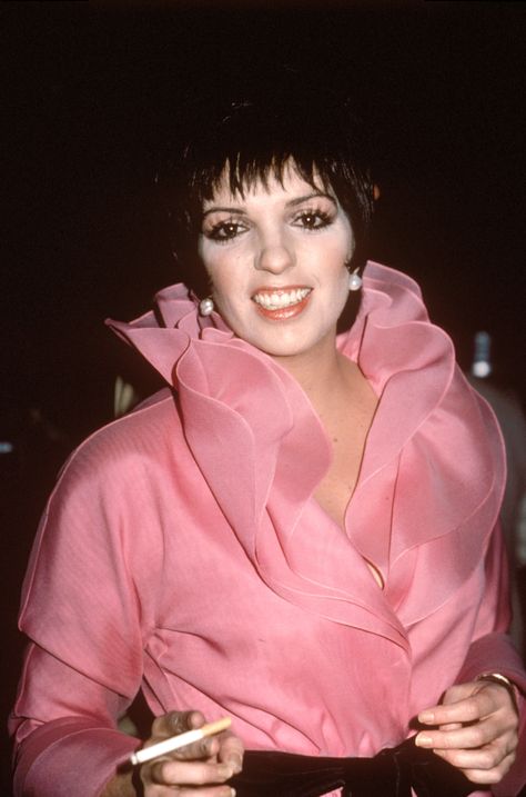 Liza Minnelli, 1970s Judy Garland Liza Minnelli, Shari Belafonte, Studio 54 Fashion, Happy 68th Birthday, 68th Birthday, Liza Minnelli, Rockett St George, Judy Garland, Old Hollywood Glamour