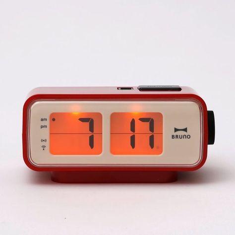 Retro Digital Flip Clock #Clock, #Digital, #Retro Flip Alarm Clock, Retro Alarm Clock, Desk Alarm Clock, Radio Clock, Vintage Silhouette, Objet Design, House Design Photos, Digital Clocks, Am Pm