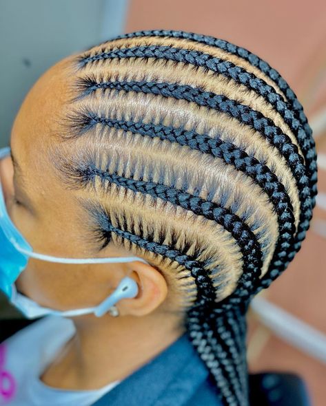 Coloured Straight Back Cornrows, Small Stitch Braids Cornrows, Long Small Straight Back Cornrows, Big And Small Straight Back Cornrows, Extra Small Straight Back Feed In Braids, Small Feed In Braids Cornrows With Heart, Small Straight Back Feed In Braids, Latest Hair Braids, Cornrows Braids For Black Women