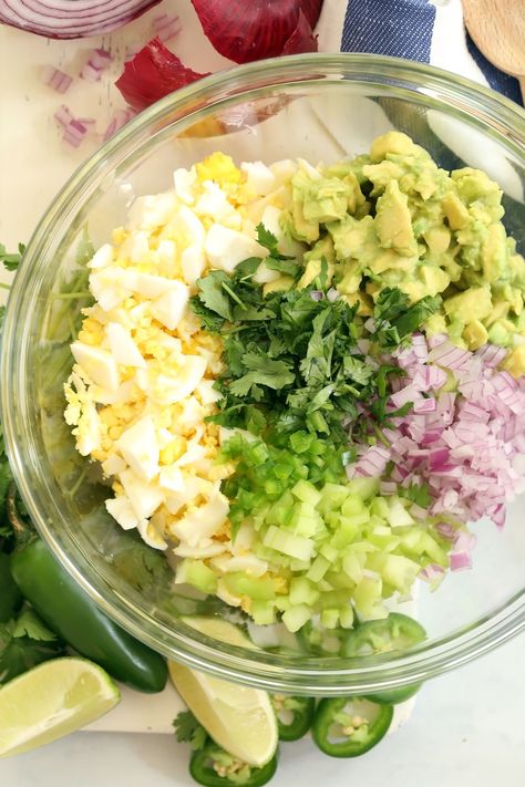 Mexican Style Avocado Egg Salad - The Harvest Kitchen Low Fat Egg Salad, Cilantro Eggs, Egg Salad Without Mayo, Clean Eating Healthy Recipes, Avocado Egg Recipes, Egg Salad Recipe Healthy, Healthy Egg Salad, Recipes Avocado, Classic Egg Salad