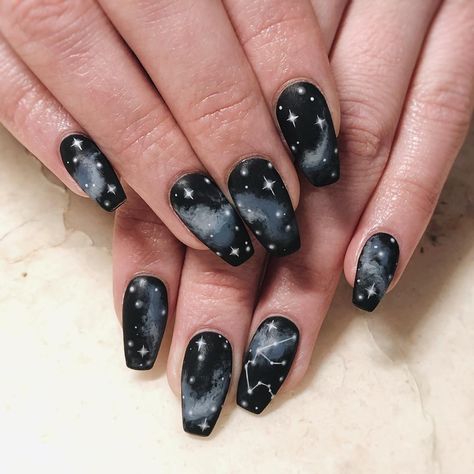 Star Wars Nails, Galaxy Nail Art, December Nails, Witchy Nails, Space Nails, Sky Nails, Fantasy Nails, Galaxy Nails, Simple Acrylic Nails