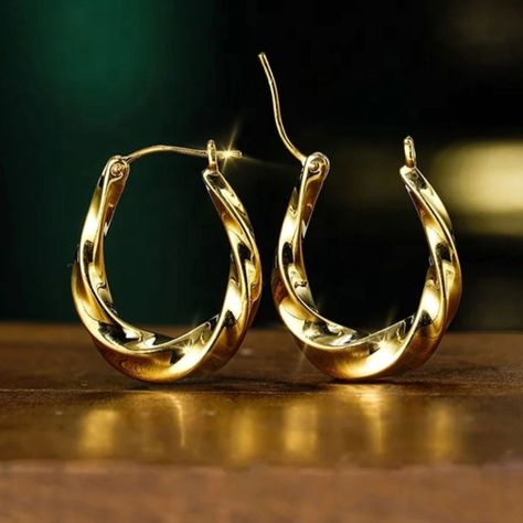 Daily Wear High Polished Design 18k Yellow Gold Irregular Horseshoe Hoop Huggie Earrings For Women And Girl Key attributes Jewelry Main Material: Yellow Gold Style: Hip Hop Earrings Type:Huggie Earrings @jiihaan_silver_jewelers #earringlove #earrings #earringsofinstagram #18kgold #18kgoldearrings #foreverjewelry #foreverearings #women #girls #jiihaanjewelers Hop Earrings, 18k Gold Earrings, Style Hip Hop, Forever Jewelry, Huggie Earrings, Huggies Earrings, Gold Style, Earrings For Women, Women's Earrings