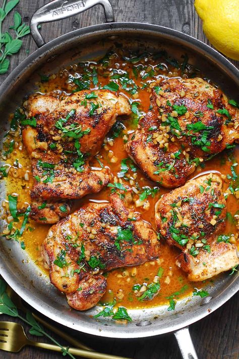 cajun chicken with garlic lemon butter sauce in a stainless steel pan. Garlic Lemon Butter Sauce, Enchiladas Healthy, Chicken With Garlic, Cajun Chicken Recipes, Homemade Cajun Seasoning, Stainless Steel Pan, Flavorful Dinner, Lemon Butter Sauce, Cajun Chicken