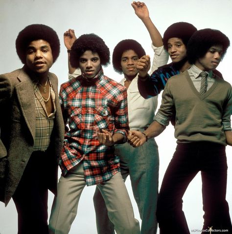 jackson five | Michael Jackson Jackson 5 Tito Jackson, The Jackson 5, Jermaine Jackson, Randy Jackson, Photos Of Michael Jackson, Liza Minnelli, Joseph Jackson, Michael Jackson Pics, Black Knowledge