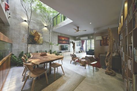 Indoor Courtyard, Courtyard Design, نباتات منزلية, Interior Design Per La Casa, 카페 인테리어 디자인, Tropical House, Patio Interior, Courtyard House, Dining Living Room