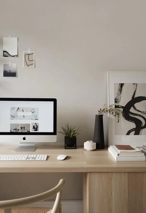 White Oak Office Desk, Greige Home Office, Beige Office Aesthetic, Ikea Workspace Ideas, Greige Office, Boho Minimalist Office, White Oak Office, Office Minimalist Design, Beige Home Office