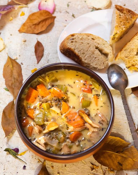 Chicken of the Woods Wild Rice Soup - Wild Vegan Flower Hen Of The Woods Mushroom Recipe, Hen Of The Woods Recipe, Wild Mushroom Recipes, Chicken Of The Woods, Cooking Wild Rice, Foraging Recipes, Mushroom Soup Recipes, Vegan Chicken, How To Cook Mushrooms