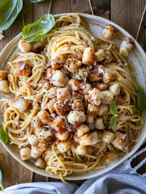 Bay Scallop Pasta Recipe, Scallops And Pasta Healthy, Garlic Butter Scallops Pasta, Pasta With Scallops Recipes, Bay Scallops And Pasta, Scallop Pasta Recipe, Scallops And Pasta, Scallops Pasta, Small Town Home