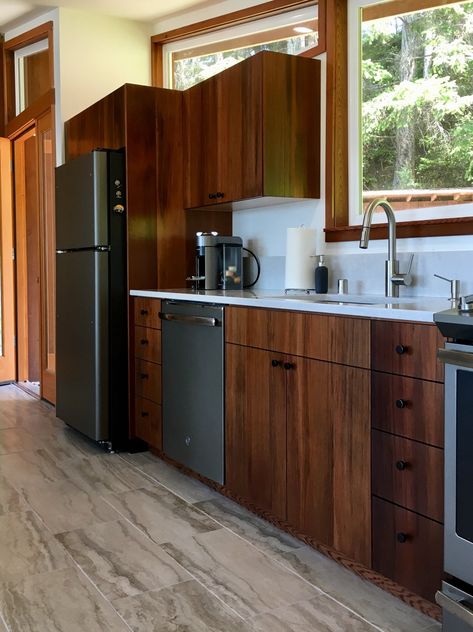 Remodeled Bungalow, Flat Panel Cabinet, Galley Style Kitchen, Coastal Vibes, Eco House, Cabinet Styles, Style Kitchen, Rustic Chic, Kitchen Styling