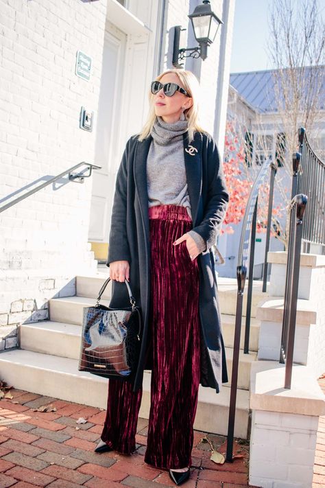 Red Velour Pants Outfit, Pink Velvet Pants Outfit, Velvet Palazzo Pants Outfit, How To Style Velvet Pants, What To Wear With Velvet Pants, Maroon Velvet Pants Outfit, Velvet Pants Outfit Party, Red Velvet Pants Outfit, Velvet Pants Outfit Winter