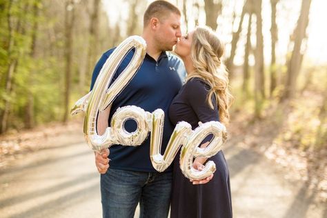 Proposal Pics, Valentine's Photoshoot, State Park Engagement Photos, Engagement Props, Military Engagement Photos, Engagement Photo Props, Engagement Session Ideas, Groom Posing, Photographer Couple