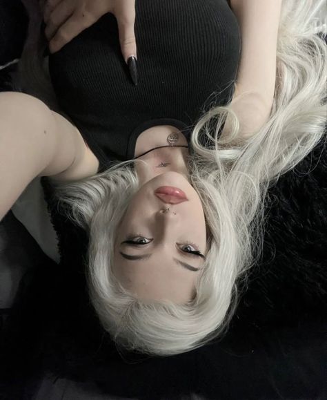 Blonde Goth, White Blonde Hair, Goth Hair, Makeup For Blondes, Icy Blonde, Bleach Blonde, Goth Aesthetic, Feminine Aesthetic, Ideas For Instagram Photos