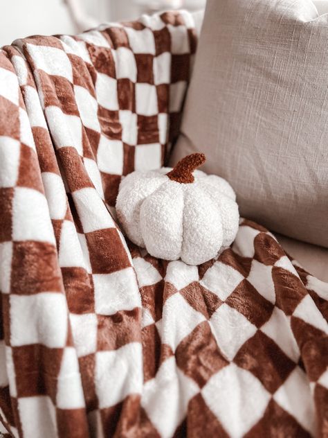 Shop LOMAO Sherpa Blanket Throw Blanket … and other curated products on LTK, the easiest way to shop everything from your favorite creators. Blanket Product Photography, Pumpkin Pillows, Blanket Throw, Found On Amazon, Sherpa Blanket, Product Photography, Blankets & Throws, Fall Decor, Throw Blanket