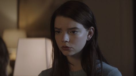 Thoroughbreds Anya Taylor Joy, Brunette Anya Taylor Joy, Anya Taylor Joy Thoroughbred, Anya Taylor Joy Black Hair, Anya Taylor Joy Brunette, Yellow Jackets, Anya Taylor Joy, Yellow Jacket, Thoroughbred