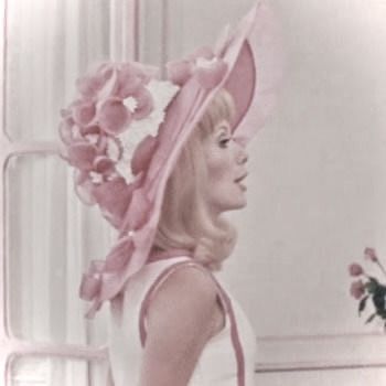 Rose Lemonade, 1960s Hair, Winter Fairy, Pink Aura, Legally Blonde, Catherine Deneuve, Vintage Americana, Beautiful Interior Design, Princess Aesthetic