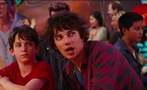 Wimpy Kid Rodrick, Wimpy Kid Movie, Max Dennison, Rodrick Rules, Chad Micheals, Kids Cast, Devon Bostick, Punk Rock Princess, Diary Of A Wimpy