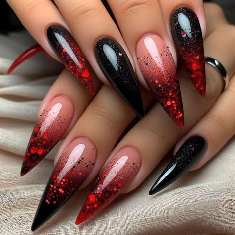 Gothic Nails Coffin, Red And Black Stiletto Nails, Vampire Nails, Red Nails Glitter, Holloween Nails, Fancy Nail Art, Gothic Nails, Stiletto Nails Designs, Goth Nails