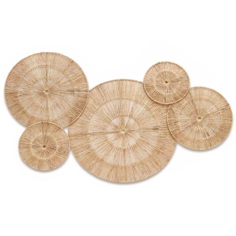 PRICES MAY VARY. [🎠𝐁𝐎𝐇𝐄𝐌𝐈𝐀𝐍 𝐕𝐈𝐁𝐄] The light brown shade of these wall hangings creates a calm & pleasing atmosphere. With a circular sunburst pattern, they have a simple yet elegant texture that can create a focal point among your interiors. [💖𝐁𝐄𝐀𝐔𝐓𝐈𝐅𝐔𝐋 𝐒𝐄𝐓 𝐎𝐅 𝟓] This wall decor set has 5 plates with different sizes (18", 14", 11", 8", 7") that perfectly complement each other. With large & small sizes together, they create a sense of harmony and balance to your space Jute Wall Decor, Rattan Bedroom, Hanging Bedroom, Room Accent Wall, Handmade Wall Decor, Decorative Baskets, Popular Decor, Basket Wall Decor, Wall Decor Design