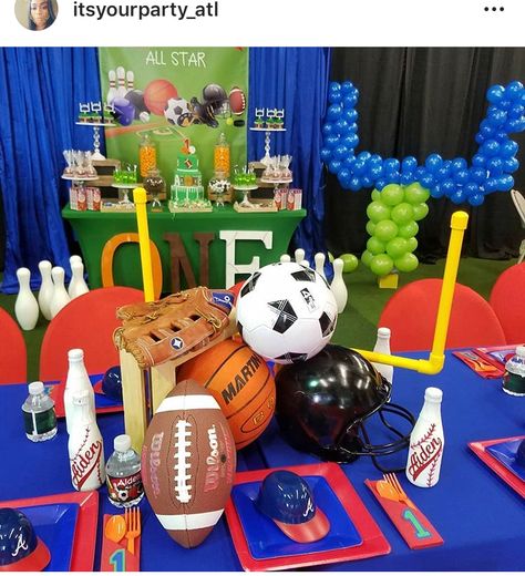 Sports Baby Shower, Sports Theme Birthday, Ball Birthday Parties, Football Birthday Party, Ball Birthday, Birthday Centerpieces, Sports Birthday, Football Birthday, Sports Party