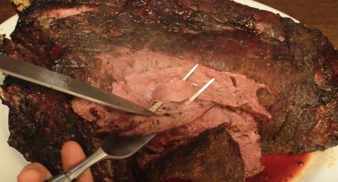 Venison Neck Roast, Deer Recipes Venison, Roast Brisket, Rolled Roast, Roast Chicken And Gravy, Beef Tenderloin Roast, Deer Recipes, Swiss Steak, Deer Meat Recipes