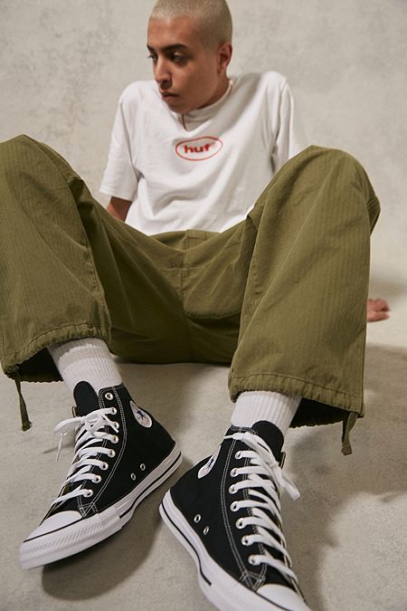 Converse Chuck Outfit, Converse 70s Outfit Men, Chuck Taylor Outfit, Converse 70s Outfit, Converse Chuck Taylor Outfit, Converse High Tops Outfit, All Star Converse Outfit, Chuck Taylors Outfit, Chucks Outfit