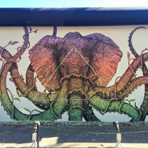 Alexis Diaz unveils a brand new "Octophant" in Wynwood, Miami Wynwood Walls Miami, Wynwood Walls, Saatchi Gallery, Amazing Street Art, Arte Animal, Street Art Graffiti, Bratislava, Street Artists, Public Art