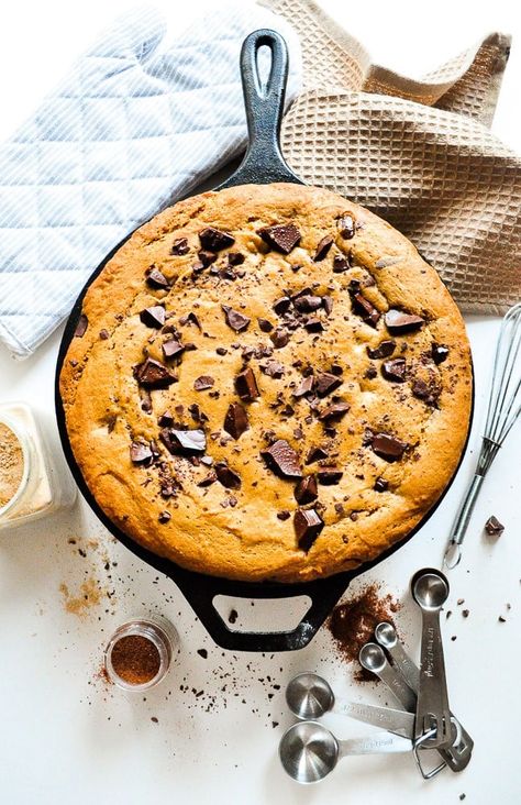 Pumpkin Chocolate Chip Cookie Skillet Recipe 2014 Taylor Swift, Taylor Swift Pumpkin, Coconut Hot Chocolate, Pumpkin Spice Cookies, Skillet Cookie, Popsugar Food, Pumpkin Chocolate Chip Cookies, Pumpkin Chocolate Chip, Pumpkin Chocolate Chips