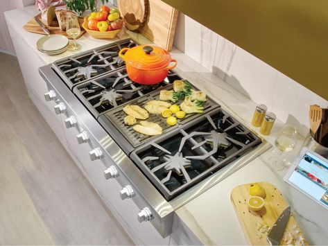 Gas Ranges with Grill or Griddle | Thermador Counter Top Stove, Stove With Griddle, Gas Range Top, Second Kitchen, Cooktop Gas, Gas Ranges, Flat Top Griddle, Gas Stove Top, Kitchen Ideals