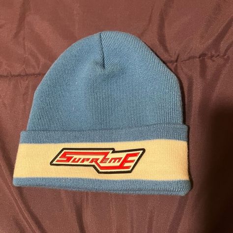 Supreme Beanie, White Supreme, Geeky Clothes, Beanie Fits, Supreme Accessories, Funky Hats, Y2k Accessories, Black Men Street Fashion, Striped Beanies