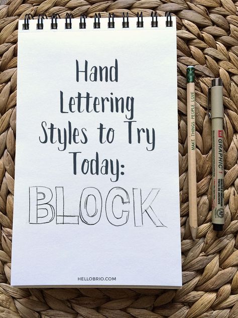 Easy block hand lettering tutorial to try - get started with lettering and hand typography Hand Lettering Block Letters, Block Lettering Handwriting, How To Hand Letter Tutorials, How To Learn Hand Lettering, Easy Lettering Styles Tutorials, Hand Lettering Tutorial Beginner, Block Letters, Alfabet Font, Hand Lettering Styles